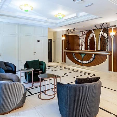 Hotel Carolin Călimăneşti Exteriör bild